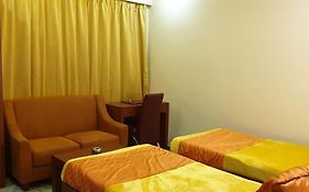 Hotel Gulshan Plaza
